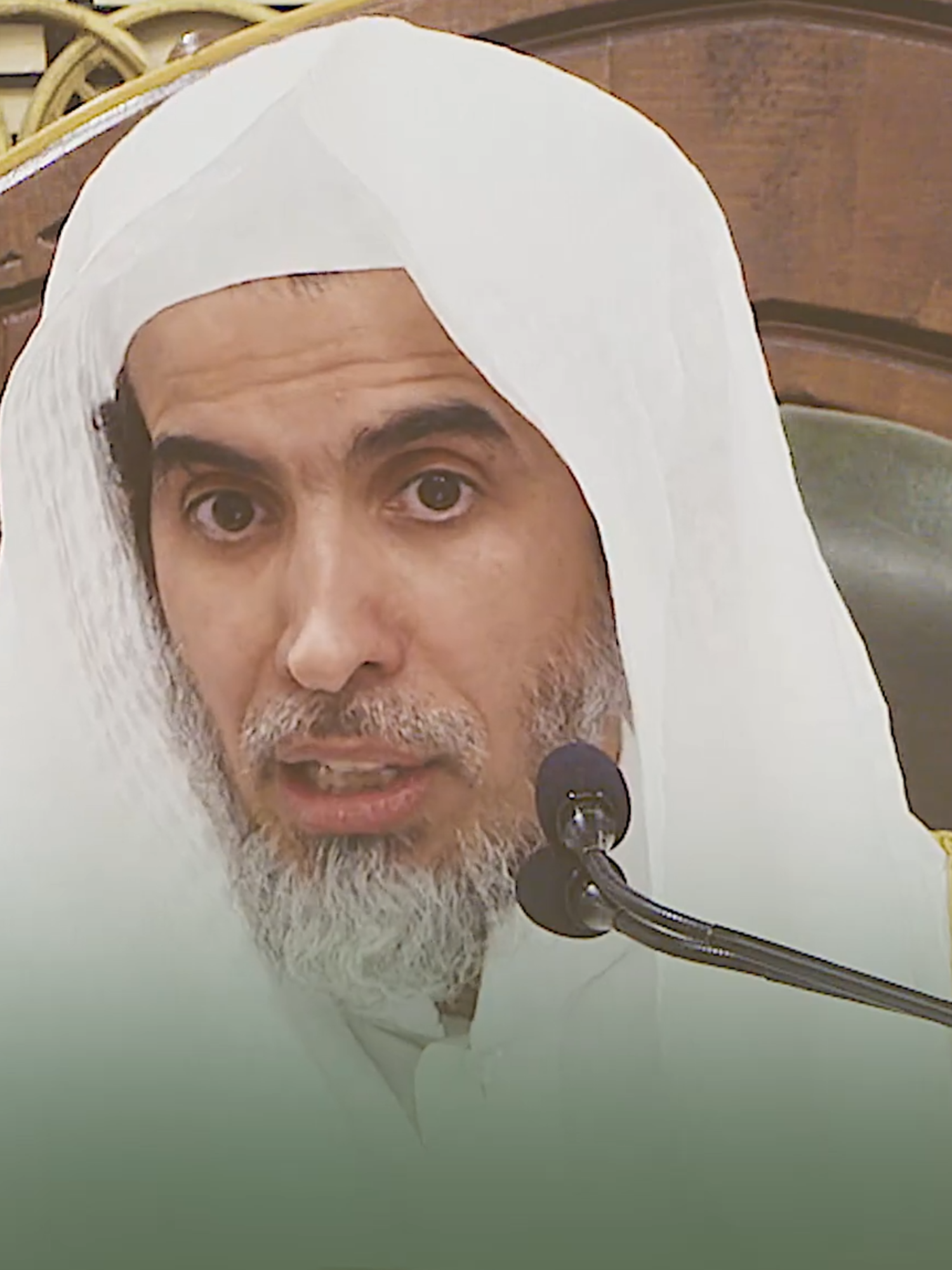 953🎙 ( حكم قراءة الفاتحة في الصلاة ) #همسات #دروس_المسجد_الحرام https://youtube.com/shorts/edvF7UvDpFA