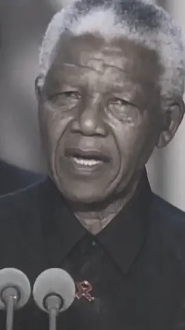 Never go back to the place where you lost your smile #nelsonemandela #habry_nasaha#englishspeech #motivation #alwaysright