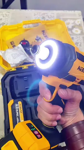 Brushless impact wrench boleh buka tayar, tebuk dinding & buka pasang screw. Harga tengah promo, grab cepat sebelum stok habis 🔥🔥 Disclaimer : Harga akan berubah mengikut promosi yang dilakukan oleh seller & voucher dari Tiktok mengikut terma & syarat tertentu #impactwrench #cordlessimpactwrench #impactwrenchbattery #cordlessimpactdrill #dagmaraimpactwrench 