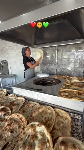 #rojava❤️☀️💚✌️ #Qamishlo #kurdistan #ezidi🦚 # @𝐀.𝐈.𝐊.—𝐁 𝐀 𝐑 𝐙 𝐀 𝐍 𝐈 # @Diar 💚☀️❤️ 🇨🇭 kurdo 