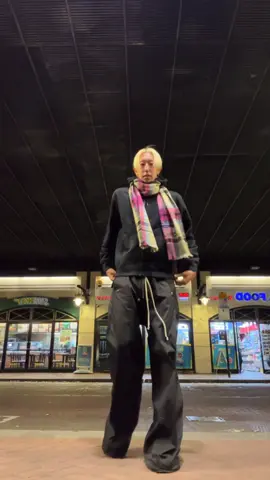 cold🥶#fashion #viral #fyp #OOTD #model 