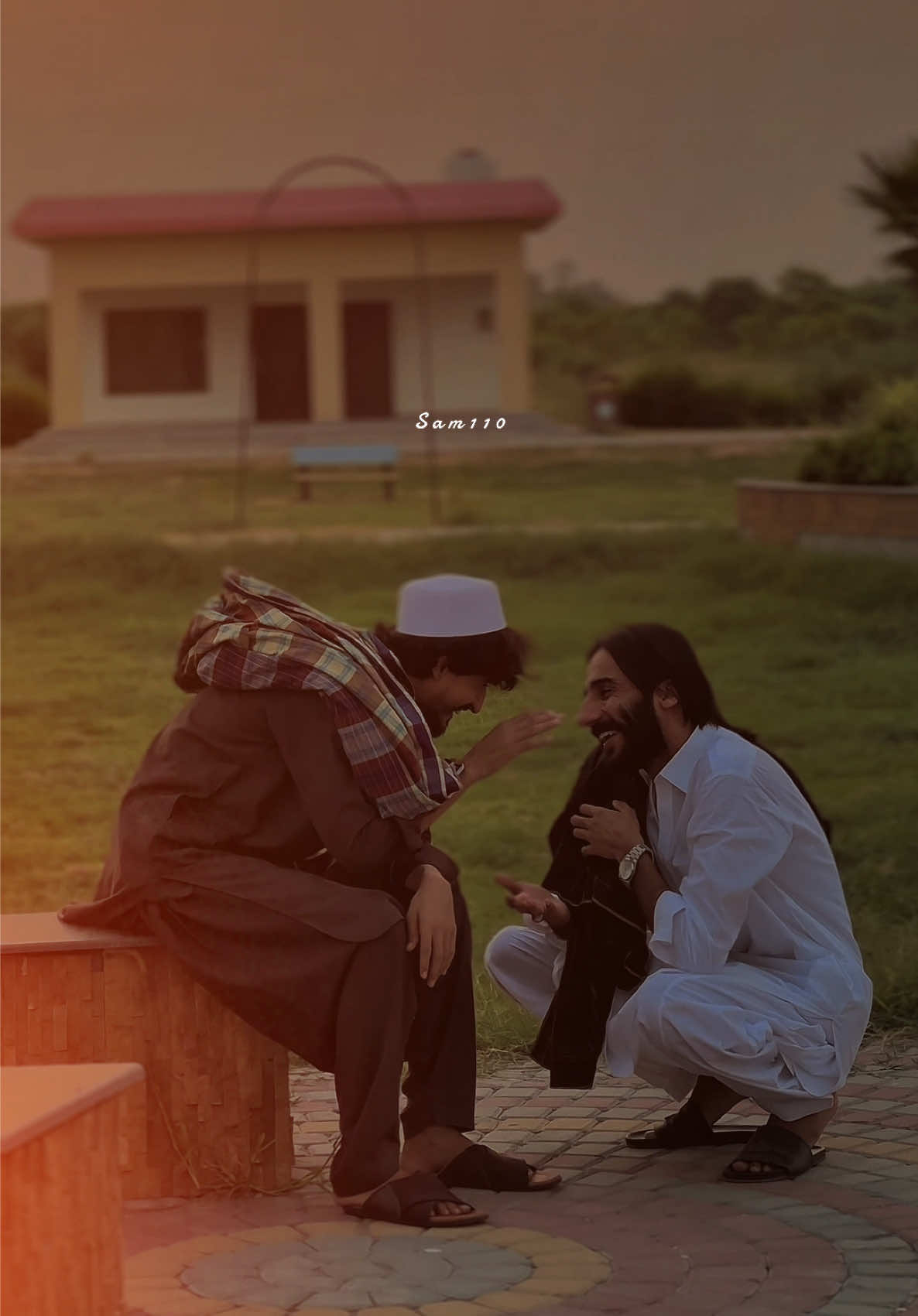 توں کملیہ جان اے میسم دی۔                        #meesumkhokhar #lines #writes #poetrylover 