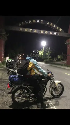 info bonceng cwe dewe'@ᴳᵒʰᵒᵈⁱˢⁱⁿⁱ #fyp #beranda #mbusmbus #gl100 #cepekhits 