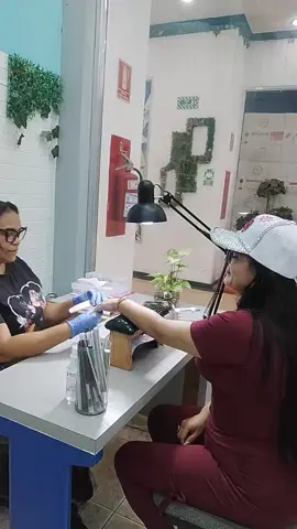 #clientesfelices #humortiktok 🤣🤣🤣🤣🤣🤣 cuando mis clientas son reservadas y no les gusta hacer tok y las convenzo 🤣🤣🤣🤣