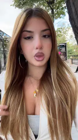 yanimda olmasanda 😔😔