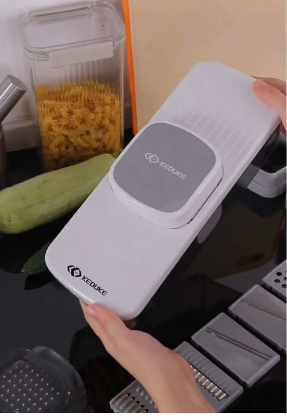 Easy to slice vegetables😏#gadgets #coolgadgets #coolstuff #amazonfinds #fyp 