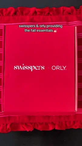 so so happy! thank you @Swisspers @ORLY Beauty @CXS #startwithswisspers #orly #communityxseen #beauty #nails 