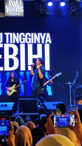 TULUS - Tujuh Belas, @Summarecon Villaggio Outlets. . . #tulus #tujuhbelas #summareconvillagiooutlets #musik #konser 