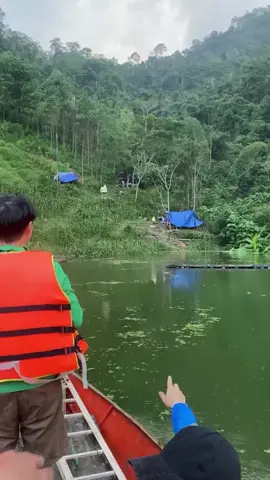 13 ngày cô lập từ bão 10 đến bão 11 giờ vẫn không nhà ở, không điện, không sóng đt, Thôn Kim Vân - xã Văn Lang - Thái Nguyên 
