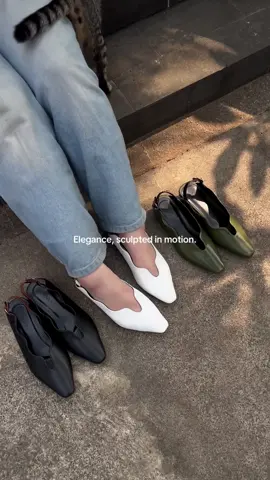 Because true presence never needs to shout #MinimalChic #EffortlessElegance #stepwithlomari 