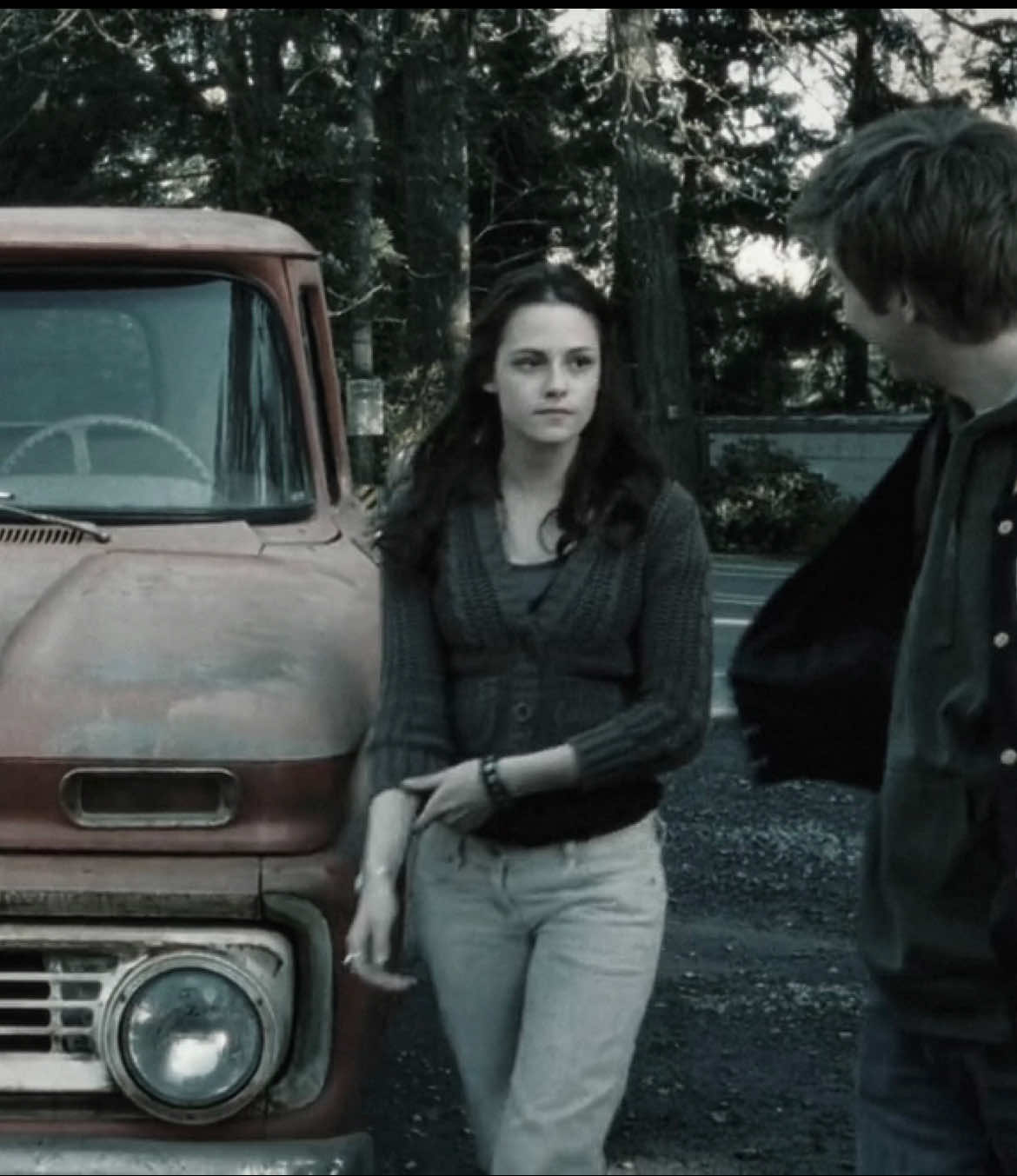 haven’t posted in a few days #twilight #edit #bellward #bellaswan #edwardcullen 