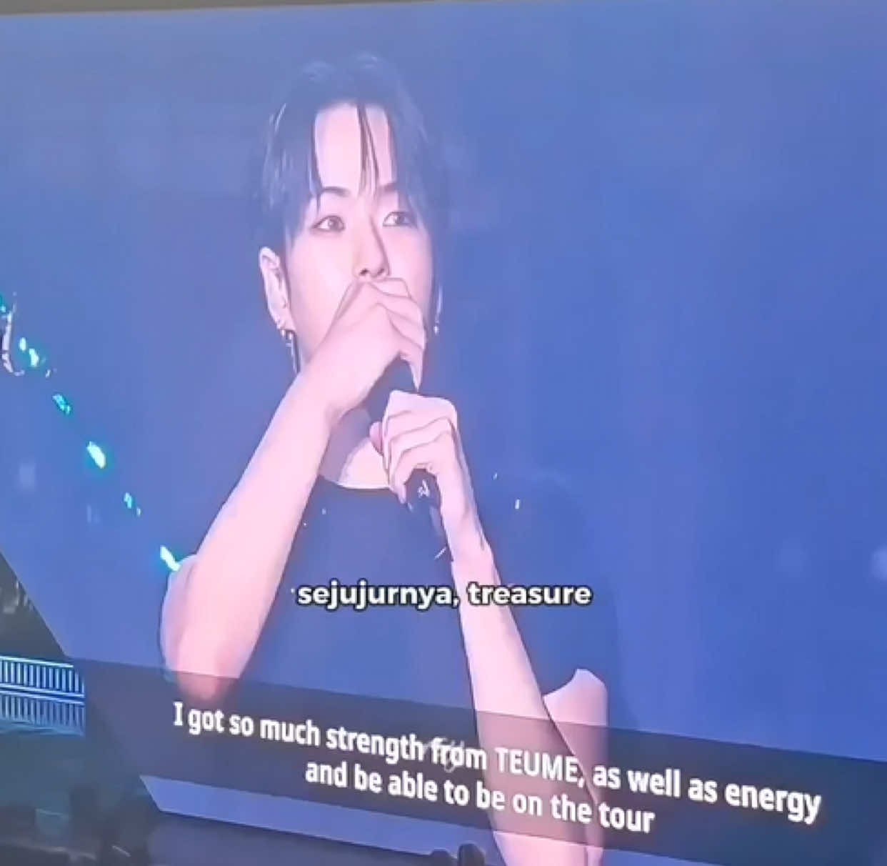 treasure, idol pertama dan terakhir aku & teume! gatau lagi secinta apa aku sm kalian, bahagia terus yaa sur 🥹🤍 #treasure 