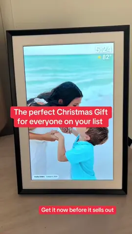 Christmas gift idea.  Digital picture frame #digitalpictureframe #digitalframe #picture #christmasgiftideas 
