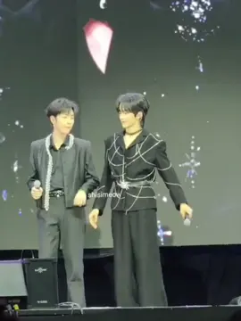 ehh tengok guys mereka begoyang🕺🏻🕺🏻🕺🏻 #AboDesire #XingQiu #EliotHuang #QiuDingJie 