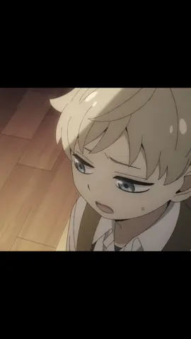 Not my usual content but I thought this was funny #spyxfamily #loidforger #yorforger #loidforgeredit #anya 