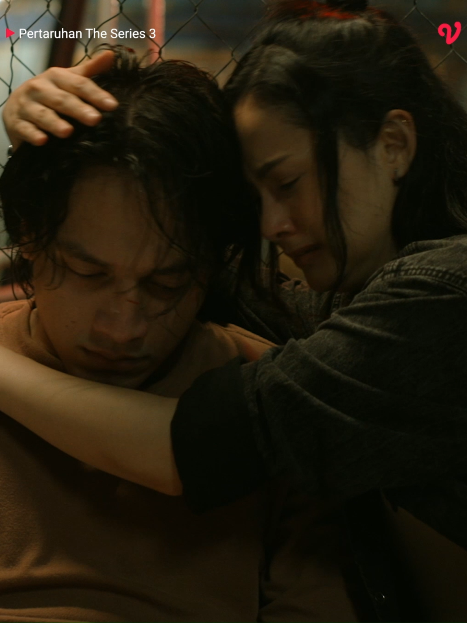 32 hari lagi menuju 14 November! Udah siap ketemu Elzan (@chulooopapi) dan Ara lagi di ##PertaruhanTheSeries3 ? #pertaruhantheseries #vidiooriginalseries #tiktoktainment #jefrinichol
