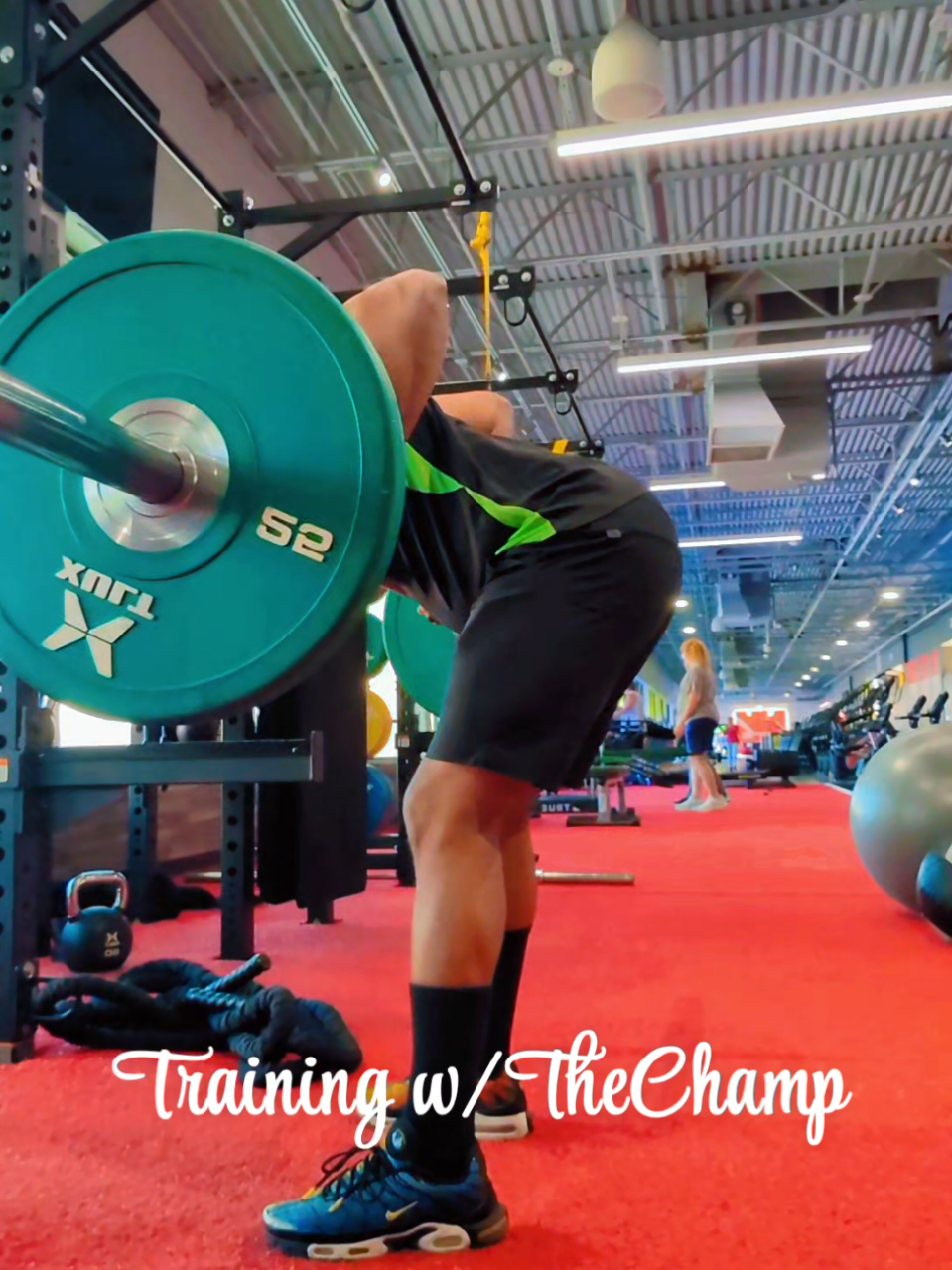 What's your reason for doing it? . . #GymTok #gymmotivation #personaltrainer #backday #backworkout 