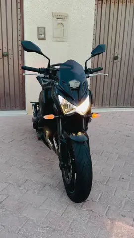 #Kawasakiz800 #Kawasaki #kawasakiz800 