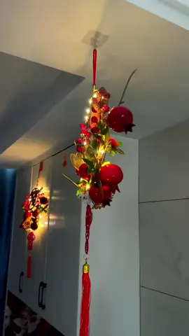 Vòng hoa trang trí tết có đèn Led #trangtritet #demnguocnammoi #tet2026 #xuan2026 #vonghoatrangtritet 