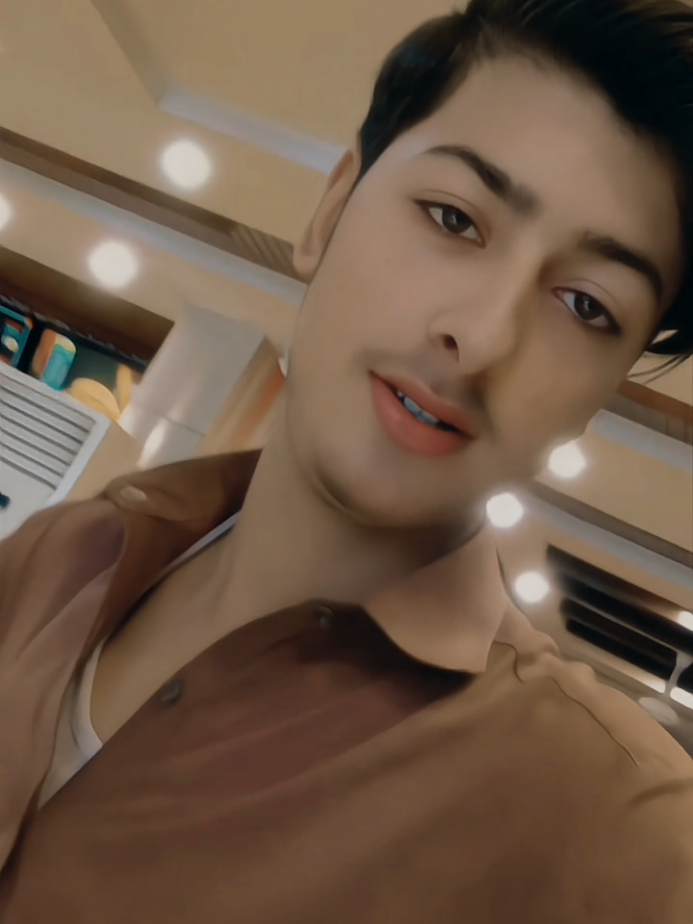 #viral_song_on_tiktok_trending🥀💗 #tranding_effect_video_💕💕capcut #unfrezzmyaccount  #plazz۔ywa۔ywa۔repost۔waka🙏  #foryoupage❤️❤️ 