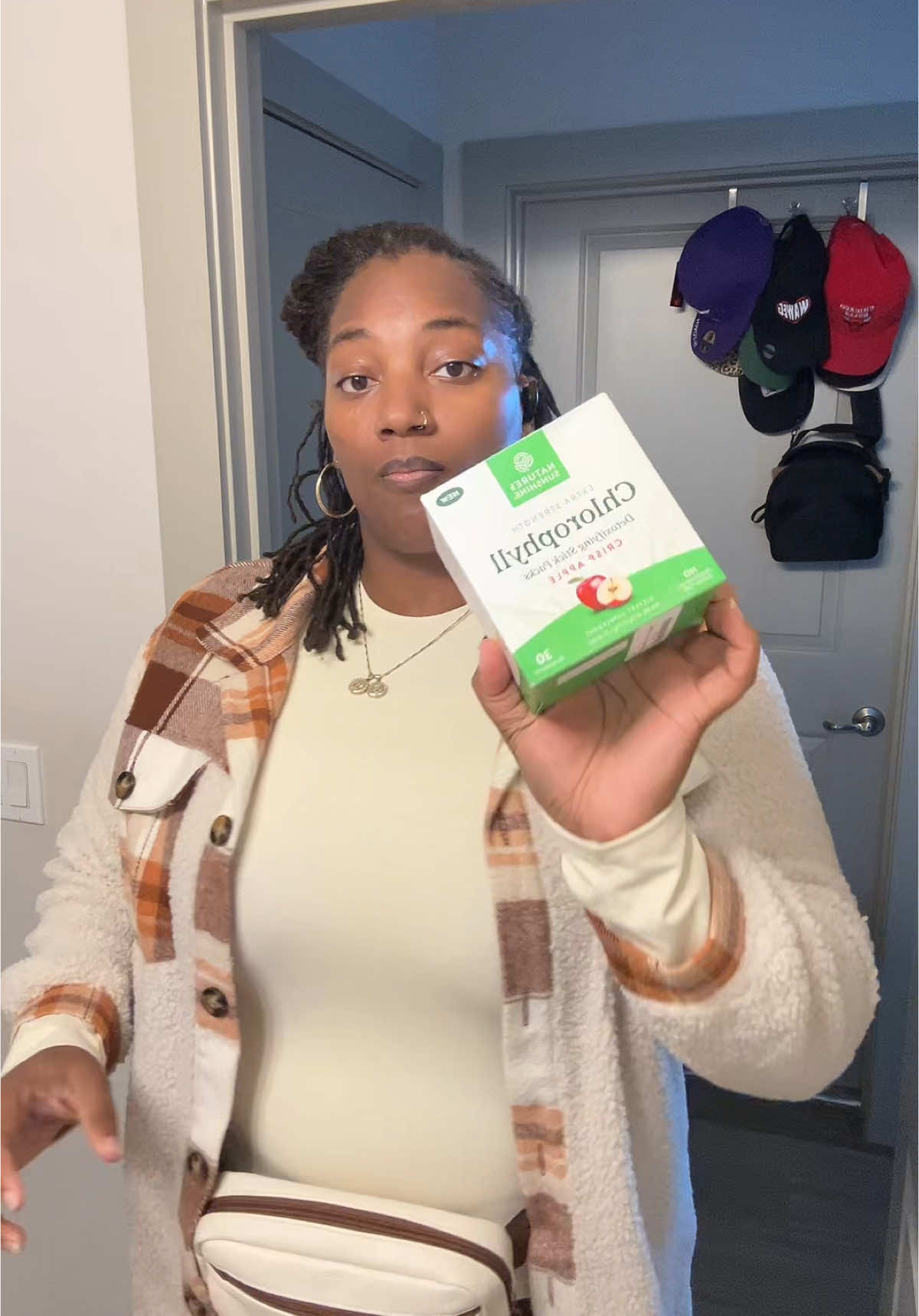 📦 They’re here! 🙌🏾 My Nature’s Sunshine Chlorophyll Detox Sticks finally came in the mail and I’m so excited to start this detox on Monday! 💚 I’ve been hearing all the buzz about chlorophyll helping with bloating, digestion, energy, and even clearer skin 👀 so we’re about to find out together! Stay tuned — I’ll keep y’all posted on my results and if it’s worth the hype 👏🏾🌿 #ChlorophyllDetox #NaturesSunshine #DetoxJourney #WellnessFromWithin #GutHealthGoals #HealthyLifestyle #DetoxNaturally #EnergyBoost #GlowingSkin #BloatFree #FitnessAndFaith #HealthJourney #WellnessInfluencer #ChlorophyllChallenge 