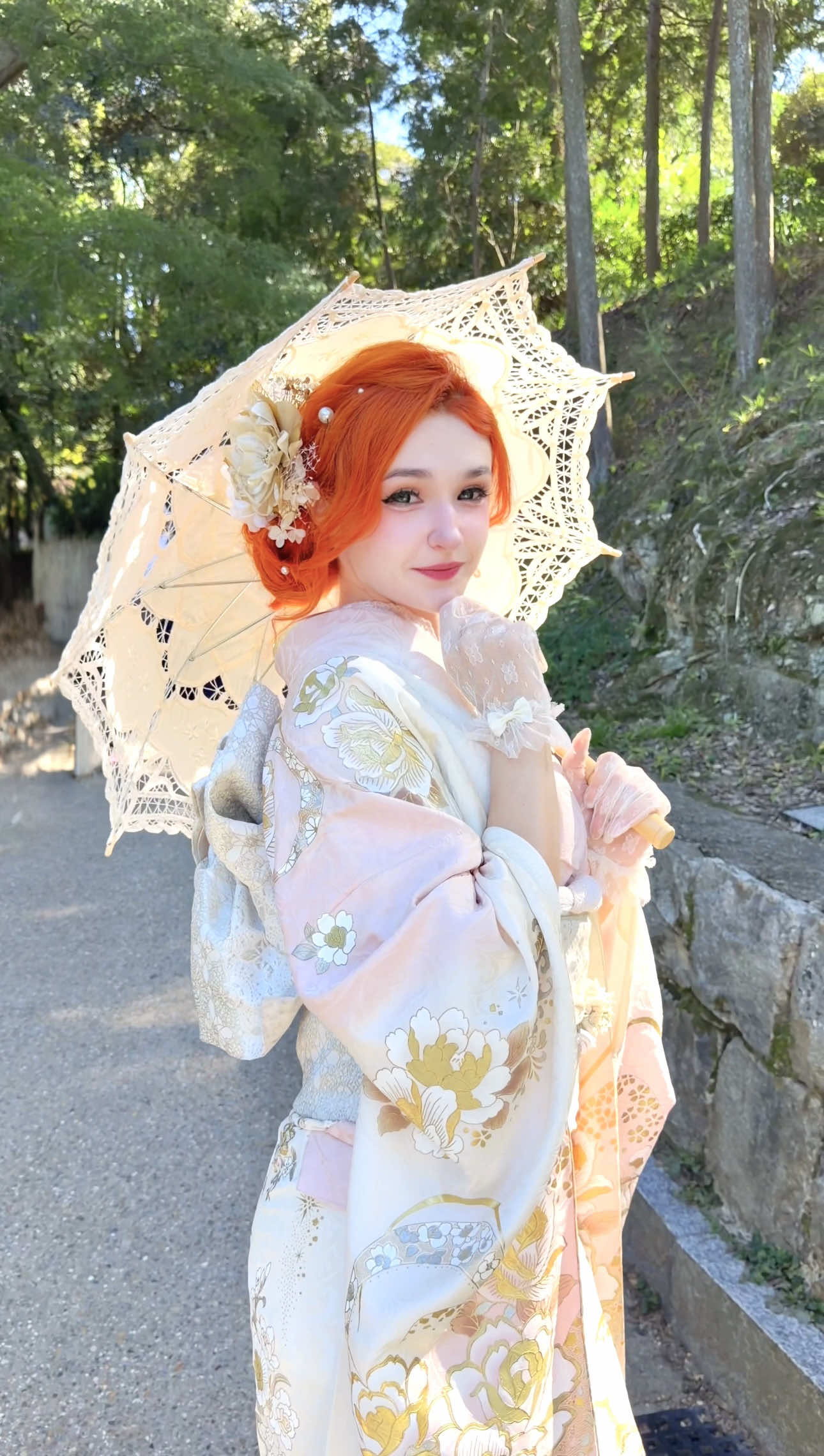 Do you think kimono suits me?👀👘✨ #kyoto #japan #fyp #kimono 