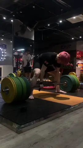 Vừa đỡ tạ song qua blue làm tí tạ 🥲#motivation #gym #powerlifting #bluegym 