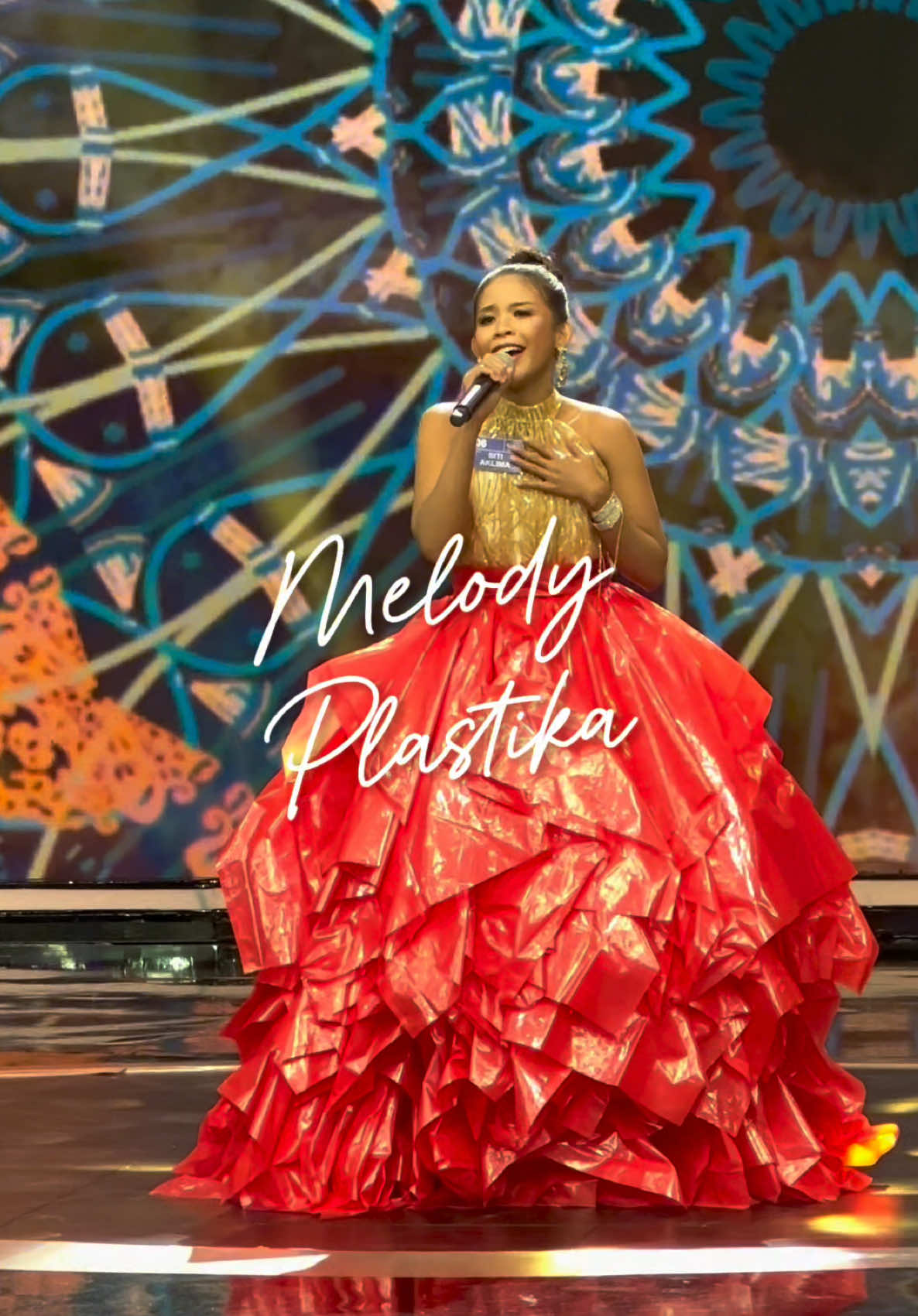 Pekerjaanku setiap malamnya. Mengubah penampilan peserta untuk menjadi Bintang di Panggung yang penuh Magical “DMD PANGGUNG REZEKI” @melody plastika_dmd @MNCTV  #CARENDELANO #MELODYPASTIKA #DMDPANGGUNGREZEKI 