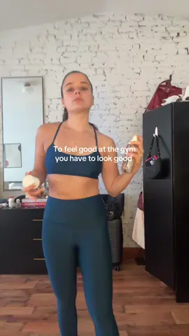 Set is from @alo #gym #workoutfit 