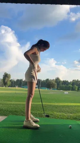 ฟาด #ตีกอล์ฟ #ผู้หญิงตีกอล์ฟ🏌‍♀️⛳❤ 