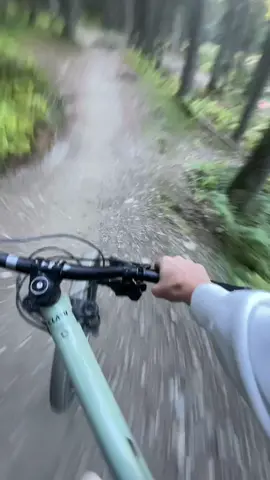 #gehviarllll #fy #foryou #gönnfypyuhs #mtb @Maxi Wolf @Jafritz_MTB💶❌ @Ginga_on_chinaschrott🏎️ @Elias @jumping.jonas @fullsender❌_on_giant1 @user36211476366 