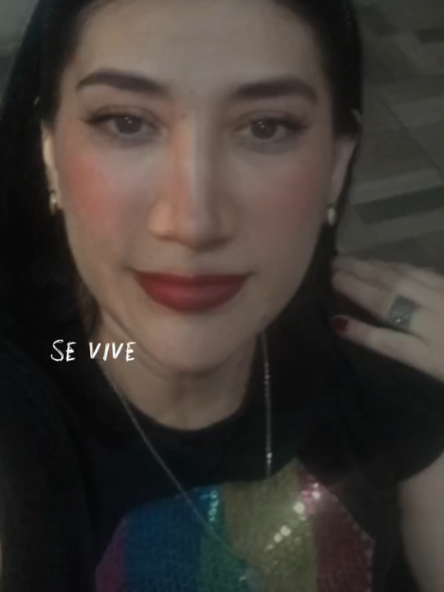 Se vive para ser feliz 💙🤍#inlove #CapCut #vive #amor