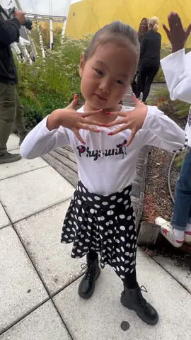 Fachion week 2025 moda infantil #divamuaa💄 #foryou #makeup #moda #newyork 