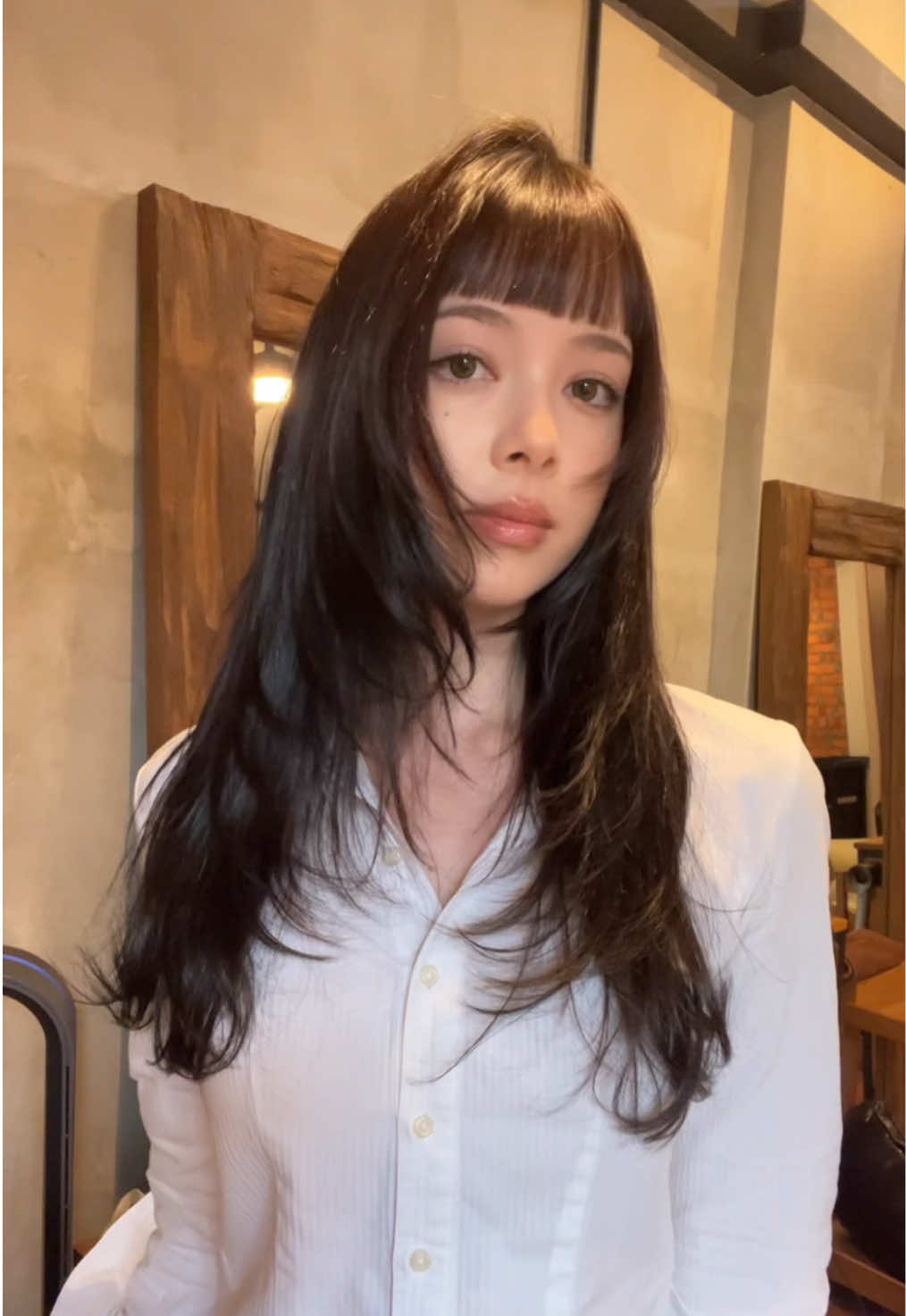 Wispy layers for autumn 🍂 @The Ampersand® & #hair #layeredhaircut #microbangs #haircut #fyp 