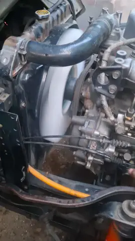 maung maung,, ragasa rasa isuzu,, silahkam di CO bolo biar tambah nyes radiator.e