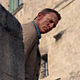 Bond: Style Never Dies🔥 #jamesbond #007 #danielcraig #edit #fyp 
