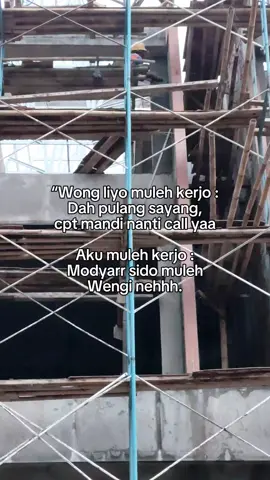 wes mboh mboh#CapCut #kuliproyek #tampakdepan #nguli #fypage 