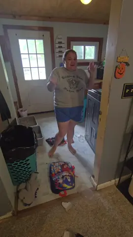 clean with me but its mostly me trying to convince my three year old to pick up three toys #cleaningtiktok #cleaningmotivation #cleanwithme #cleaning #homecleaning 
