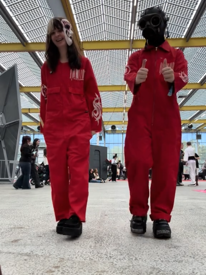 Comic-Con holland was so much fun :D #fyp #slipknot #cosplay #joeyjordison #sidwilson 