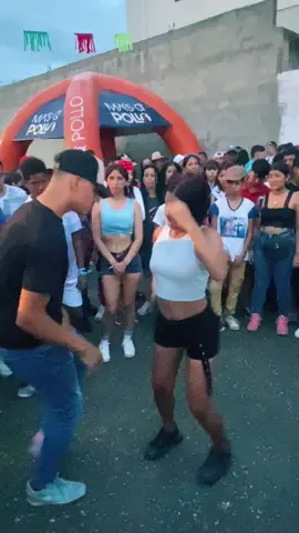 La categoría es saber bailar tambor 🥁 #tamboresvenezolanos #fyyyyyyyyyyyyyyyy #paratiiiiiiiiiiiiiiiiiiiiiiiiiiiiiii #viraltiktok #tamboresvenezolanos @Emilker Romero @Max @Elenitaaa😛 @Sofia Teran @• @𝔉𝔞𝔟𝔦𝔬💸 @Santii @Gabrieell 