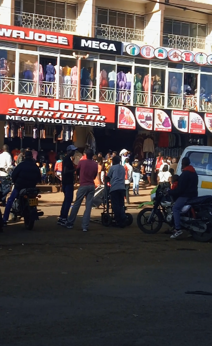 Eldoret city on nearly a festive season 🙈🙈🙈🙈🙈🙈🙈, @WAJOSE MEGA ELDORET ameamua kuchukuwa macustomer wote😱😱😱😱😱😂😂😂😂😂😂😂 #fyppppppppppppppppppppppp #festiveseason #eldorettiktokers #wholesaler #eldorettiktokerskenyantiktok 