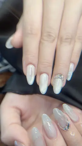 Nail xinh khách em mỗi ngày. Nail salon. Đào tạo học viên chuyên ngiệp Tây Ninh. Dạy học viên học đi nước ngoài. Học viên học lẻ từng bộ môn..💸💎💸#camvannail♥️💸💎💵 #nailtayninh #nailtutorial #nail #nail 