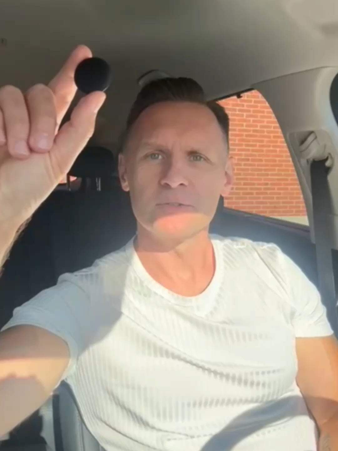 Prawdziwa ochrona – bez miesięcznych kosztów! 🔒 TrackGo zapewnia pełną kontrolę nad lokalizacją bez abonamentu i stałych opłat. Idealne rozwiązanie dla samochodów, dzieci – lub po prostu dla spokoju ducha. Jednorazowy zakup – śledź przez całe życie! ✅