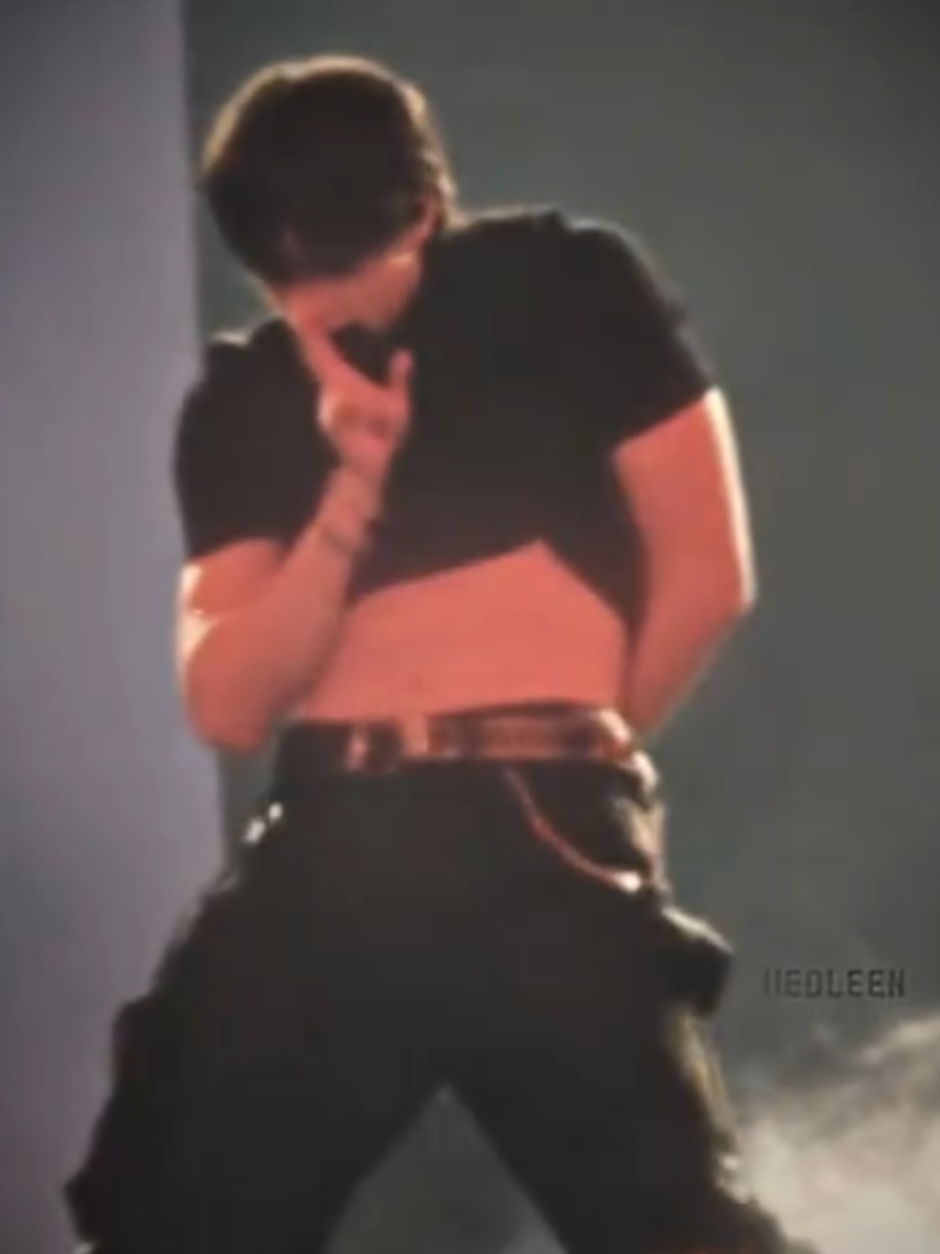 да, второе видео подряд с этой песней🫦 . . . #bangchan #edit #straykids #fyp #recommendations 