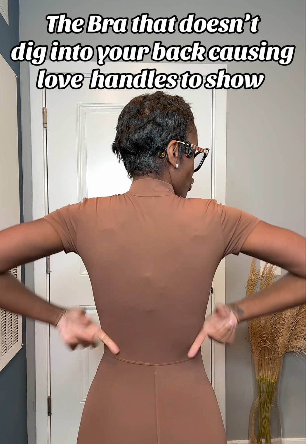 The smoothing back bra  #oeak #newarrivals #wirelessbra #outdoorfun #minimizingbra 