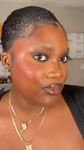 This was fun 🖤 @nk black lip liner  @maccosmetics chestnut lip liner @NYX Professional Makeup mocha twist plumping gloss  @elfcosmetics link in my bio fat oil  #lipcombo #blacklipcombo #blacklinerliplooks #makeup #blondeeyebrows #blondebrows #bleachedeyebrows 