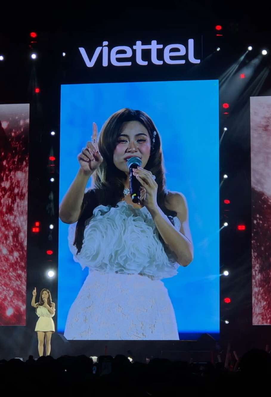Hà Nhi - Chưa Quên Người Yêu Cũ #yfest #concert #rachgia #angiang