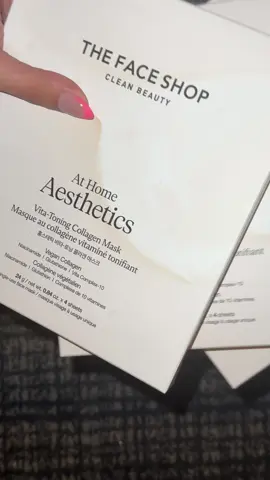 High quality at home aesthetician toning collagen mask 10 out of 10!🥰