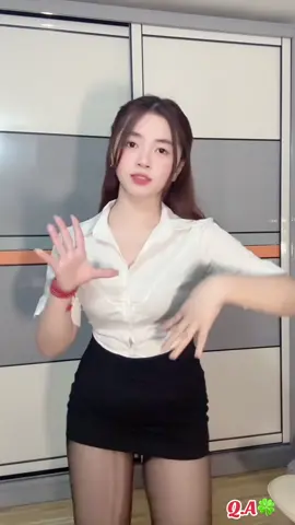 Giấc mộng uyên ương❤️😘😝#hottrend #xuhuong #thinhhanh #viral #gaixinh  @Ｑⓤỳ𝓝Ｈ 𝔞𝐍ℍ🍀  @Ｑⓤỳ𝓝Ｈ 𝔞𝐍ℍ🍀  @Ｑⓤỳ𝓝Ｈ 𝔞𝐍ℍ🍀 