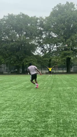 Around and back  #Soccer #football #viral 